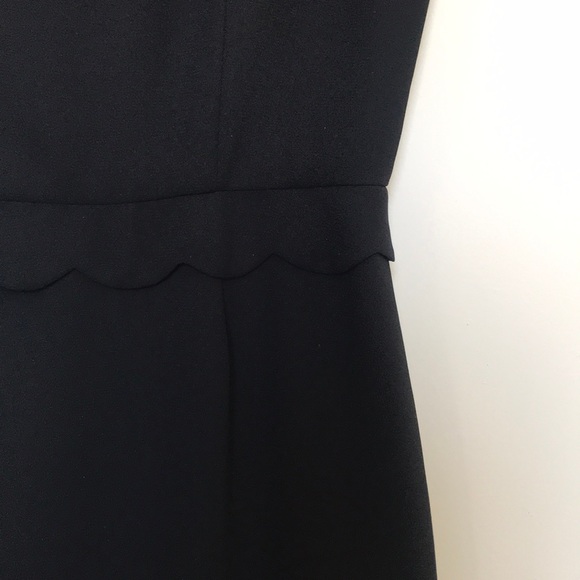 Laundry by Shelli Segal Black scalloped Dress Sz 4 - Picture 2 of 4